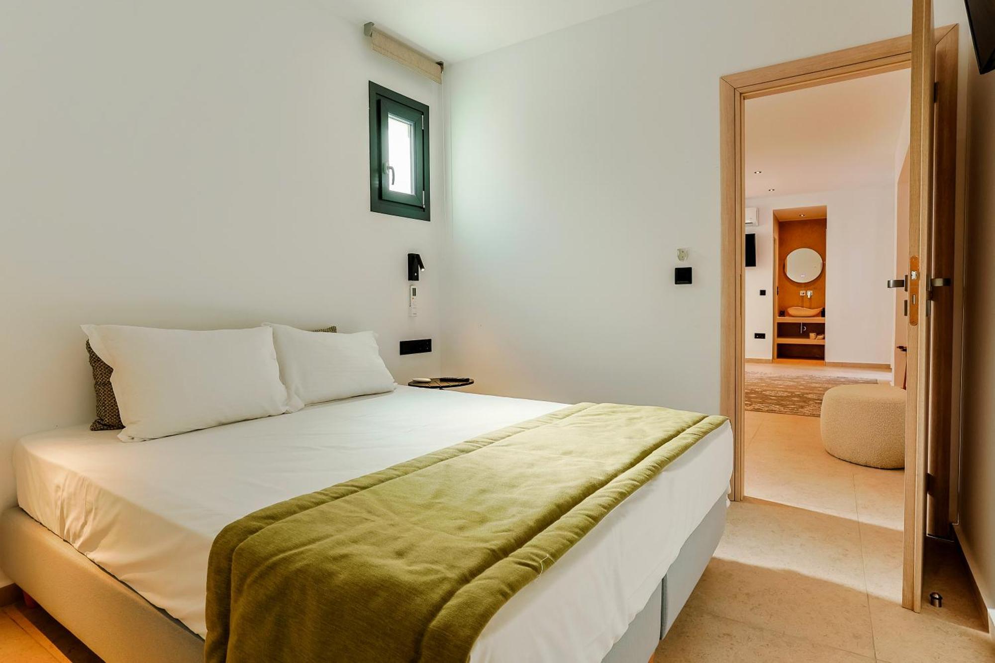 La Maltese Boutique Paros Apartment Naousa  Room photo